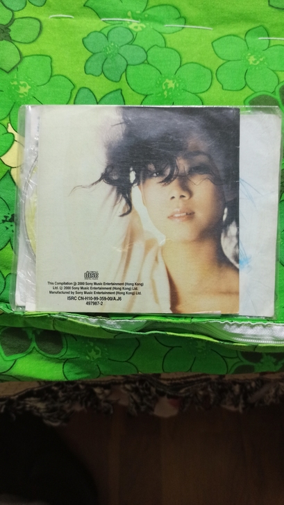 林忆莲粤语精选2CD无碟盒，正常使用痕迹不...
