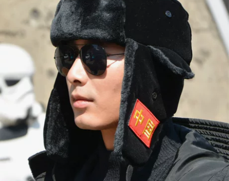 雷锋帽 雷锋帽护耳帽中国刺绣标冬季保暖护耳...