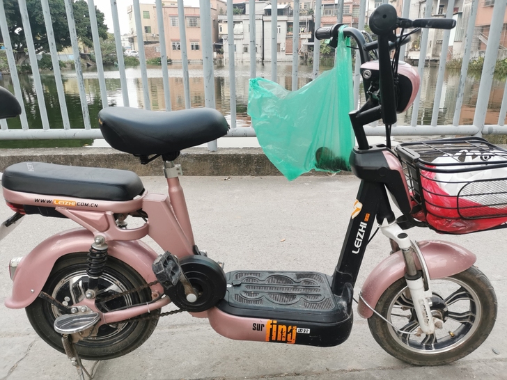 回老家了，带不走，有8成新，还能跑25公里...