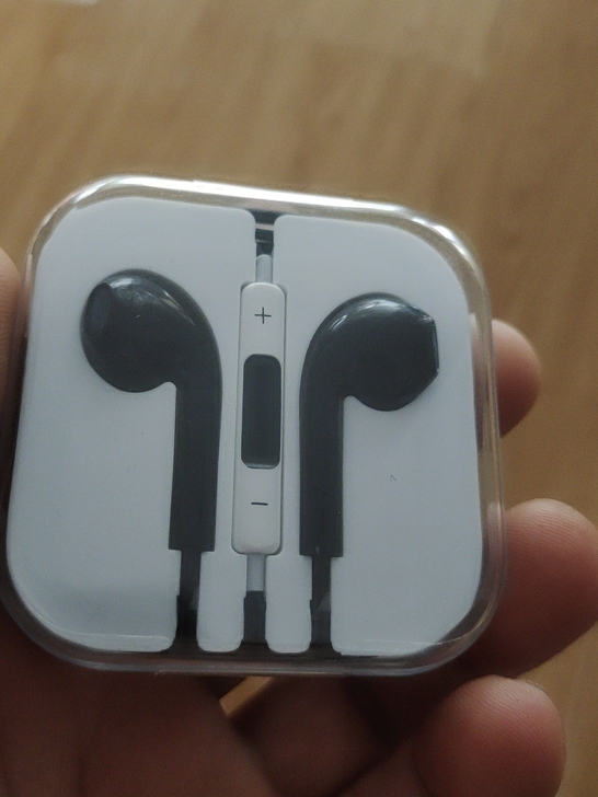 买播放器送的耳机全新的线控耳机 3.5mm...