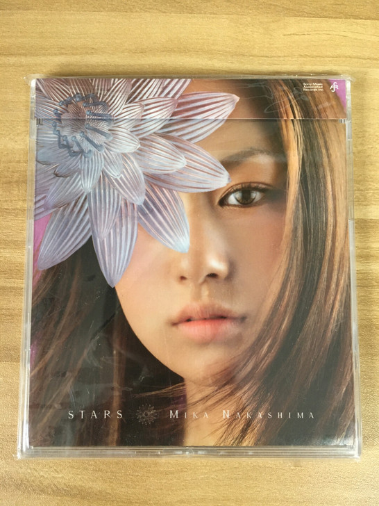 CD，中岛美嘉。STARS 有侧标，盒子与...