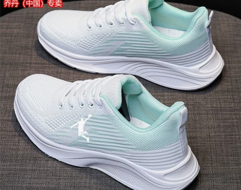 女士运动鞋 运动女生领跑乔丹品牌正品女鞋春...