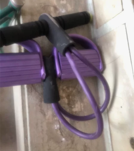 脚蹬拉力器仰卧起坐辅助健身材家用拉力绳男女...