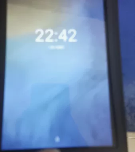 台电平板，便宜出，看电视，看小说的不二之选...