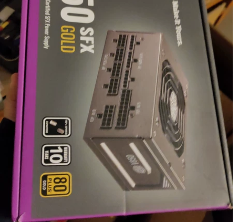 酷冷至尊itx电源 850w 带一套硅胶定...