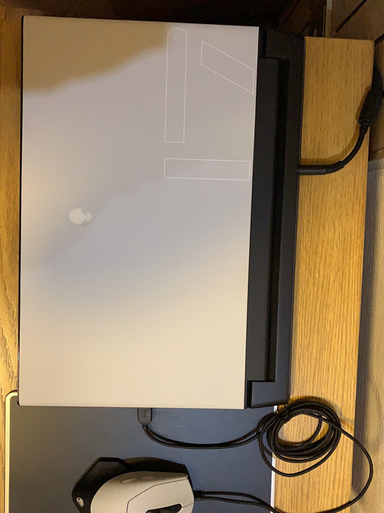 外星人笔记本 用了3个月 后来买了台式机玩...