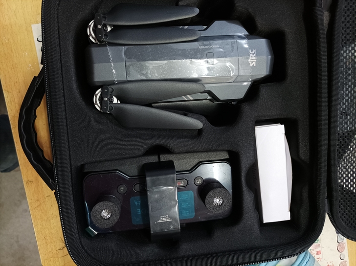 F11无人机云台版,给儿子买的礼物。学习任...