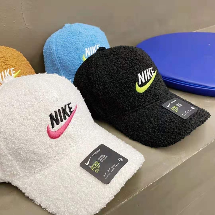 耐克羊羔绒棒球帽25包邮