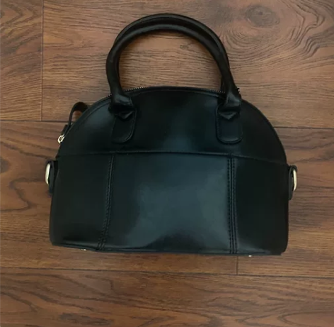 手提包 贝壳包 女 感兴趣的话点“我想要”...