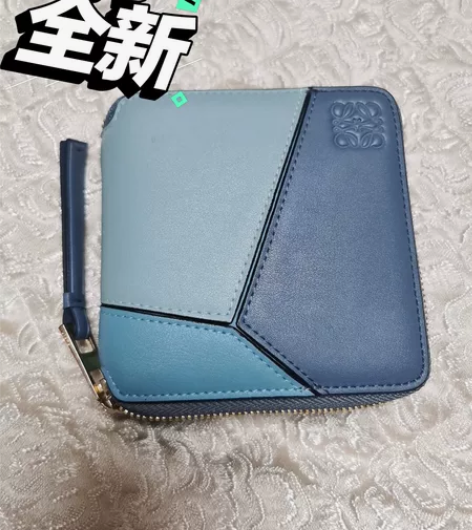 女士钱包,绝对高级,朋友送的用过几天九九新...