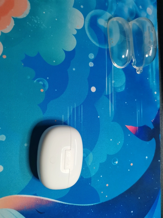 漫步者 声迈 Fitpods  耳机充电仓