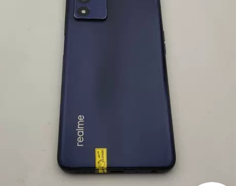 realme Q3s    二手手机 下方...