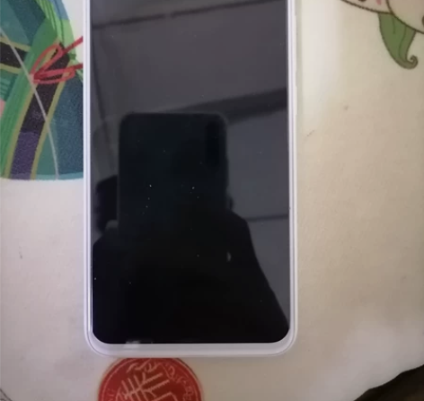 魅族18x 8+256几乎全新，没盒子充电...