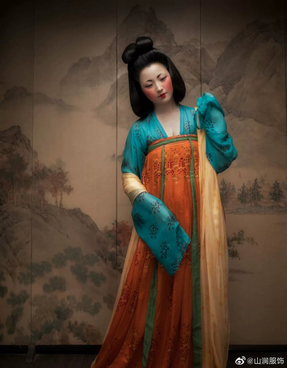 山涧汉服  花蔓宜春水渡 复原款真丝齐胸上襦