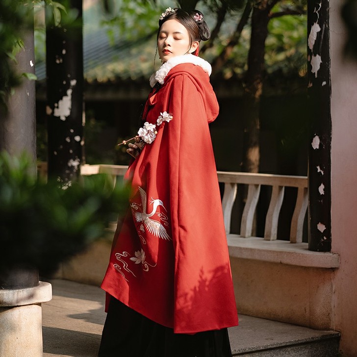 言然 斗篷  可打包主页汉服，包邮