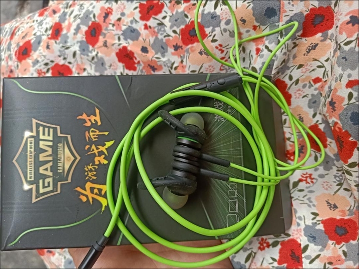 游戏专用耳机,音质很棒的,可调音,正品蓝悦...