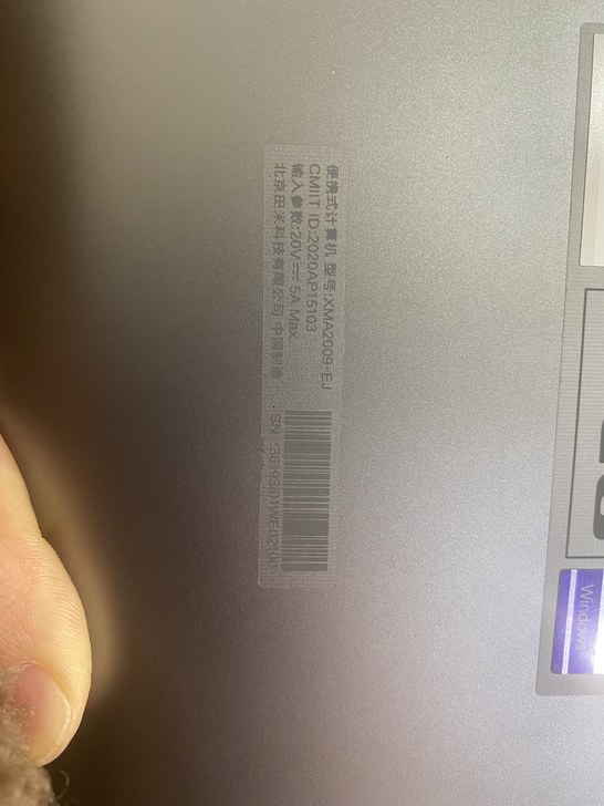 出个小米pro  15寸笔记本，买来一个月...