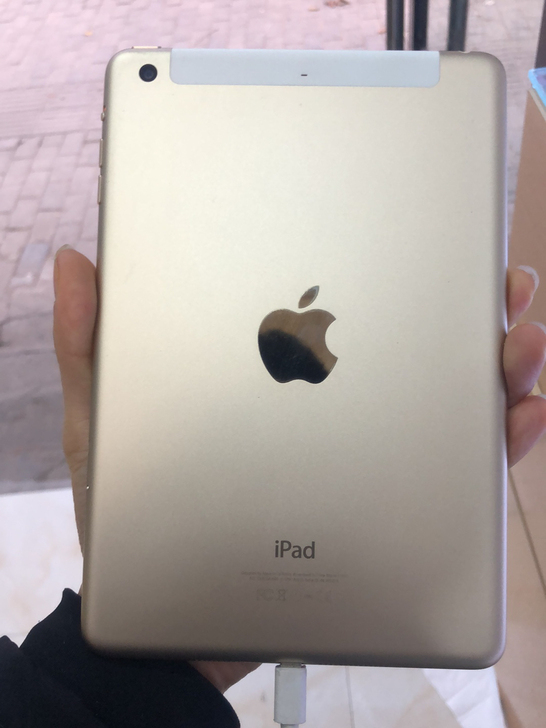 ipad mini3 128g内存,插卡支...