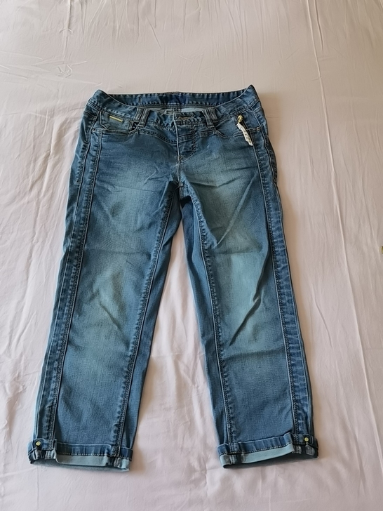 S码ONLY七分牛仔裤