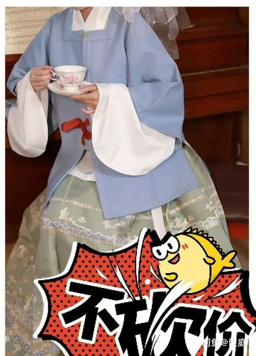 蜀锦丝交领 白色 s码 全新