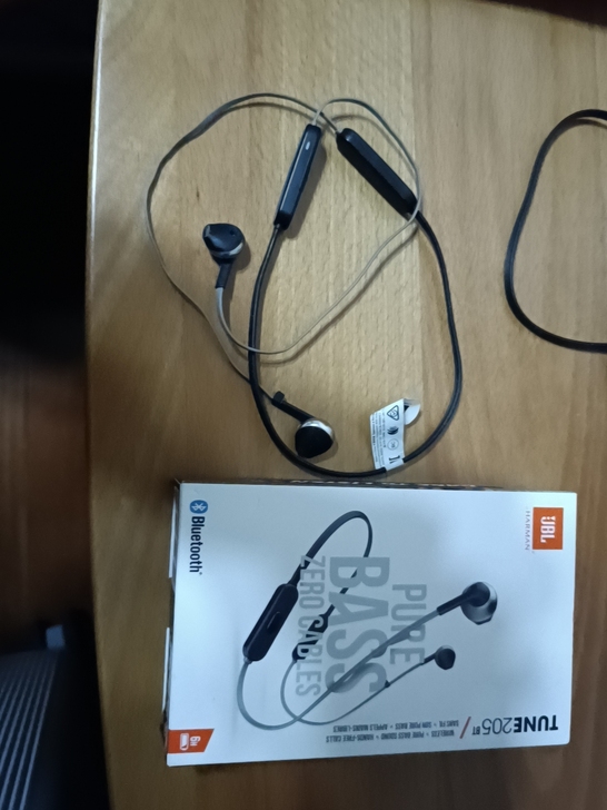 JBL205BT 蓝牙无线耳机