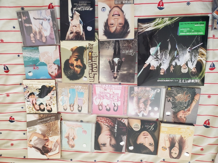 包邮，老光盘VCD歌曲，一直收藏，现低价出...