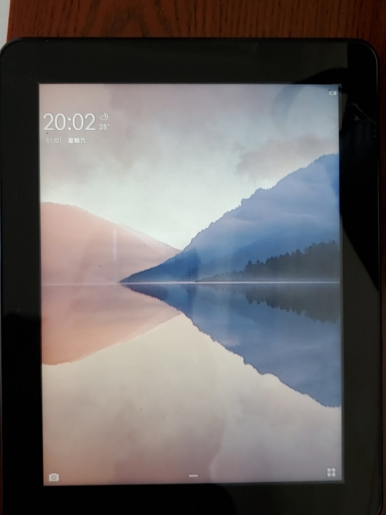 台电a10边角有磕碰变形