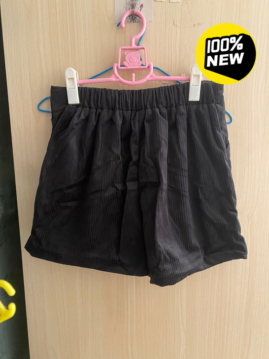 全新女士雪尼尔短裤