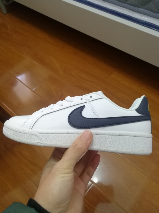 一双耐克开拓者板鞋，37码，男女同款，就穿...