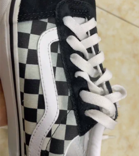 Vans棋盘格帆布鞋38码 非全新正品有染...