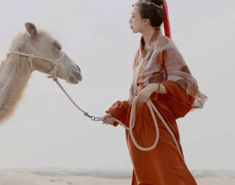 谜阿凰落霞晋制天丝波点套装优雅时尚古典春季...