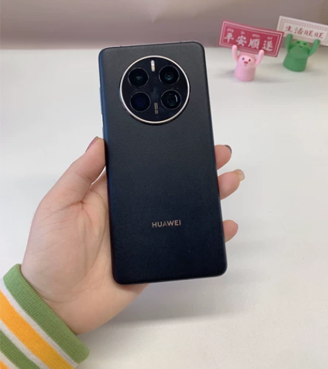 有碎屏保 高保修！华为Mate50Pro昆...