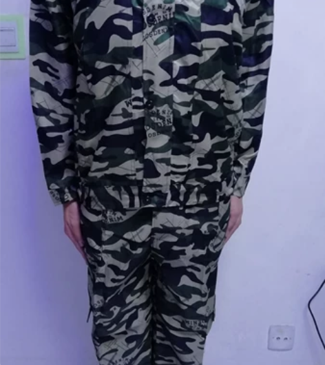男军训迷彩服套装  男春秋工作服 ，买错颜...