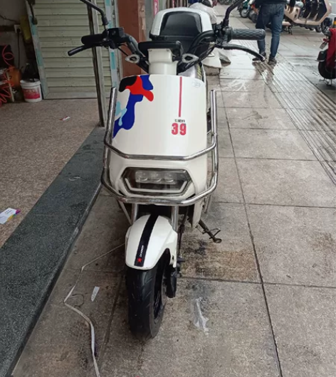 七星豹新国标电动车，5个电瓶，可上绿牌。 ...