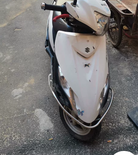 铃木uu踏板摩托车  19年车，手续齐全 ...