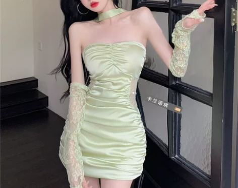 辣妹包臀裙2022夏季新款法式心机设计感蕾...