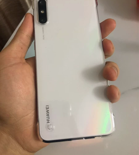 刚买没几天，自用华为 畅享10 4+64 ...
