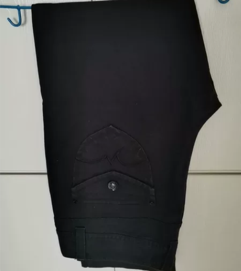 美特斯邦威女休闲裤，黑色直筒裤，165/7...