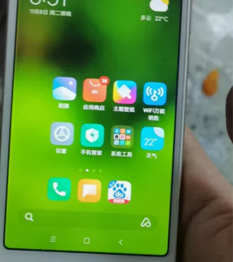 ?红米6a。32G的。几乎全新。插卡直接用...