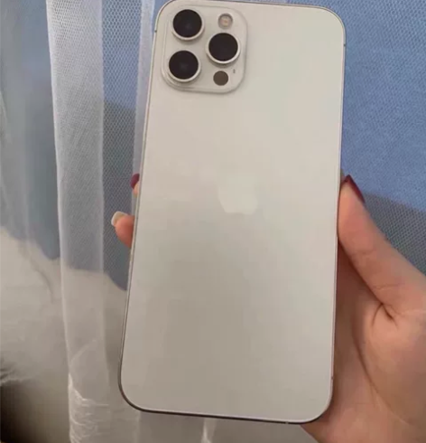 苹果12Pro256G美版95新 顺丰即发...