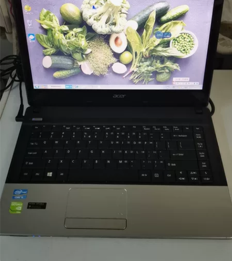 宏基笔记本电脑 i5处理器，电池待机时间长...