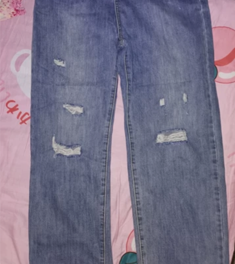 女士牛仔裤，实体店70买的，m码，就穿了一...