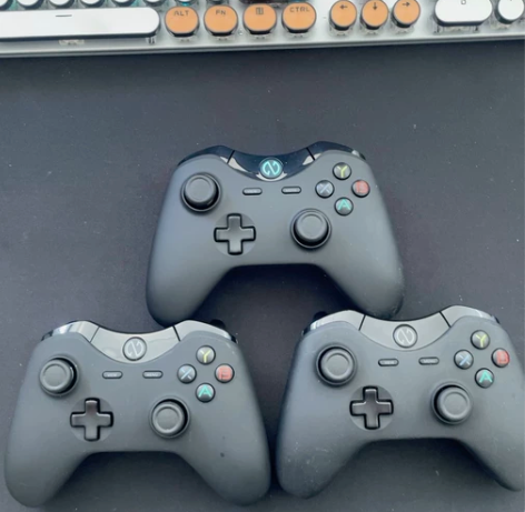 一批战斧F1原装手柄,因无外包装,可能有灰...