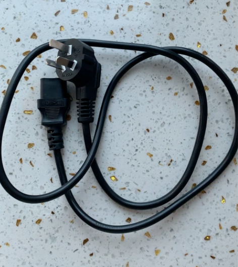 闲置电脑电源线品字头 感兴趣的话点“我想要...