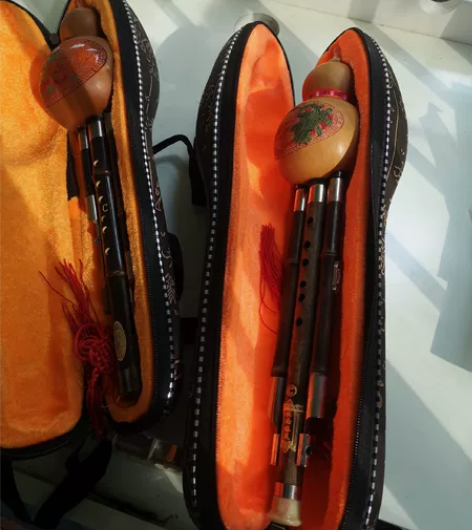 娃娃小学校学习用的葫芦丝,现在毕业了,也不...