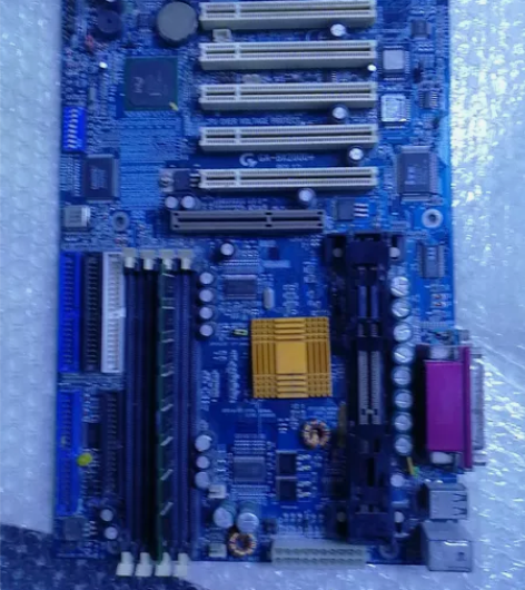 技嘉bx2000+主板，包点亮，包4内存槽...