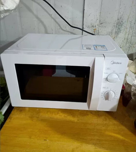 【只有两台】美的微波炉电烤箱全新未拆封出手...