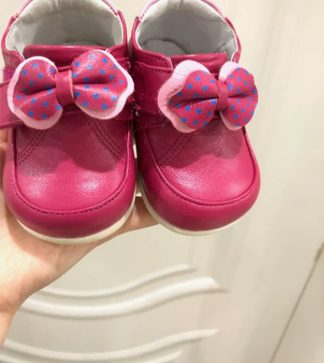 百丽真皮防滑软底鞋 鞋号125 内长11....