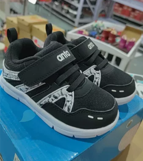 安踏儿童断码特价原包装保正品只有23码，所...