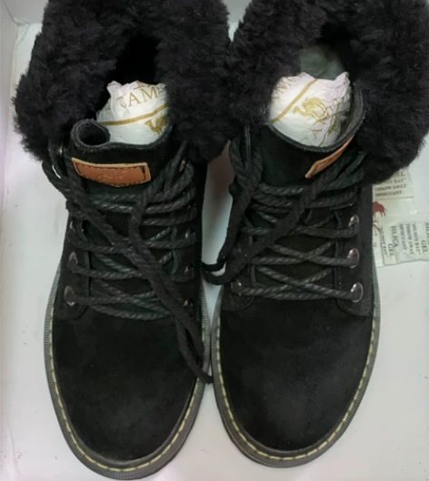 Camel/骆驼 靴子黑色35码，买来偏大...